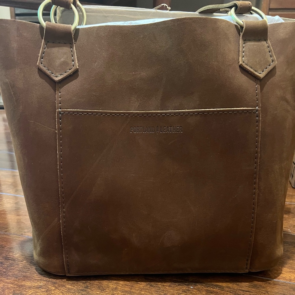 C grade sale market tote!  Portland Leather goods. Brand new!
